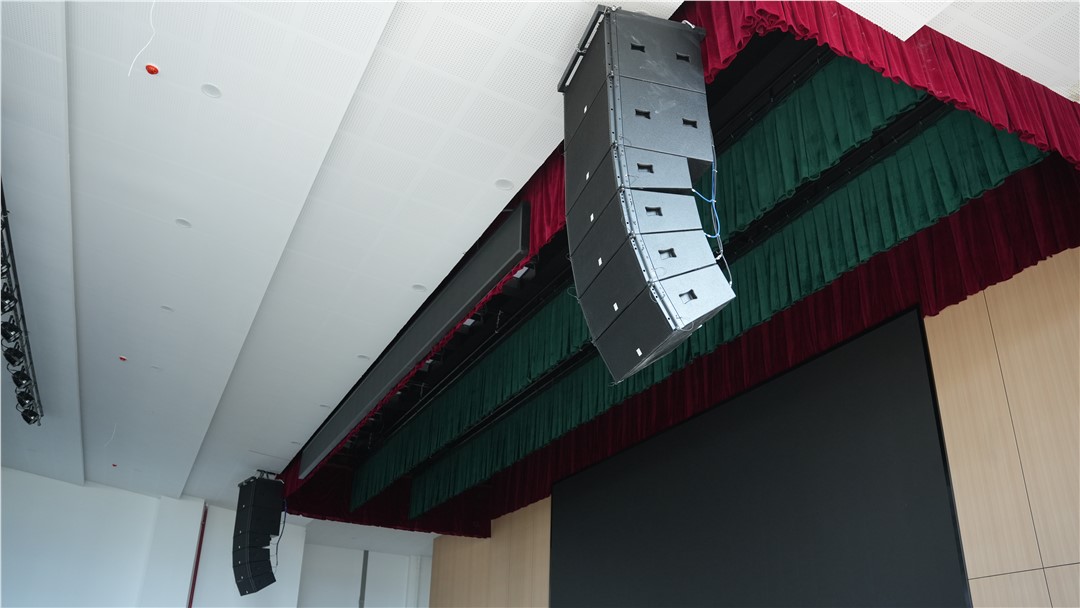 ����������ѡ�ͣ������С�������ϡ��롰�����������к�������